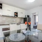 Stunning In With Wifi Apartmán Baška